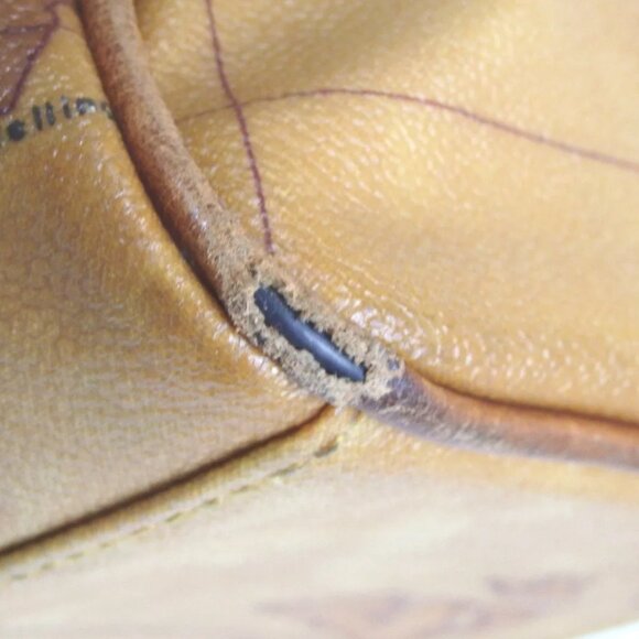 Authentic Alviero Martini Prima Classe Geo Classic Map Satchel Hand Bag - Picture 12 of 15